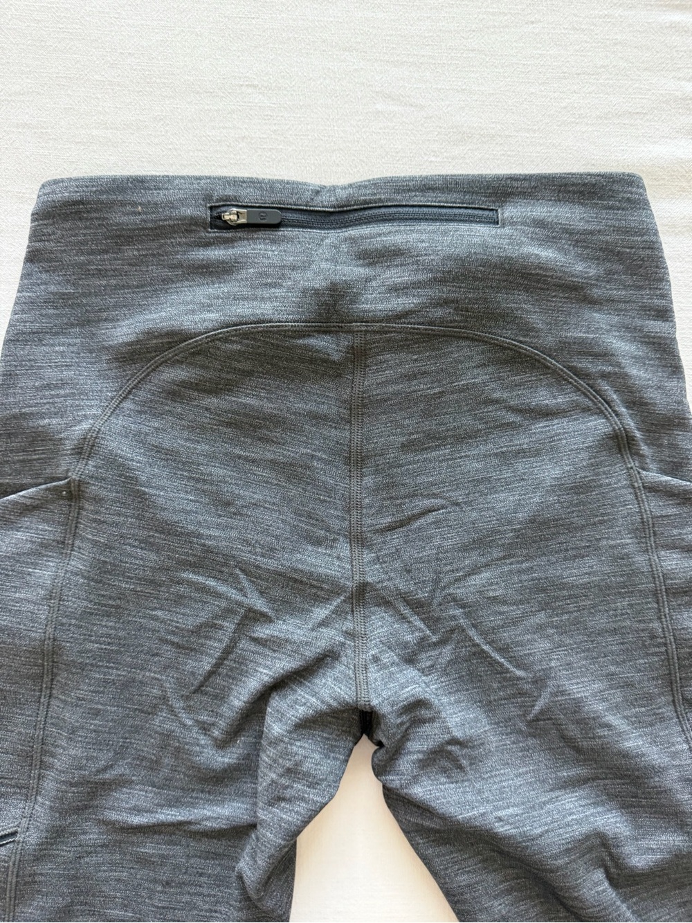 Lululemon grey leggings - Picture 3 of 4